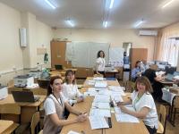Сегодня, 26 мая, юные химики сдавали профильный экзамен